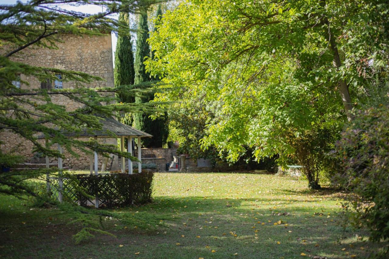 Bed and Breakfast Le Vieux Moulin De Jouques Exteriér fotografie