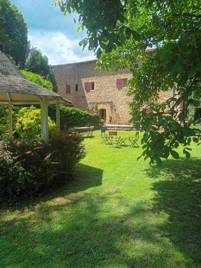 Bed and Breakfast Le Vieux Moulin De Jouques Exteriér fotografie